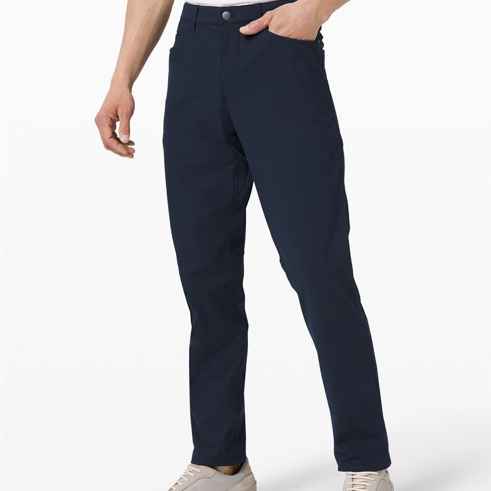 Lululemon ABC Classic-Fit Pant in True Navy